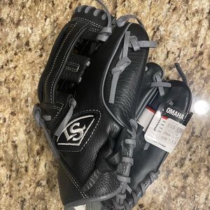 Omaha 11.5 Louisville Slugger Baseball Glove